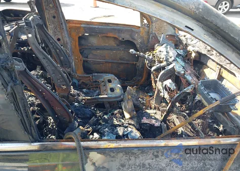 2016 Kia Sorento 2.4L L из США, поврежденный, VIN 5XYPG4A34GG068087